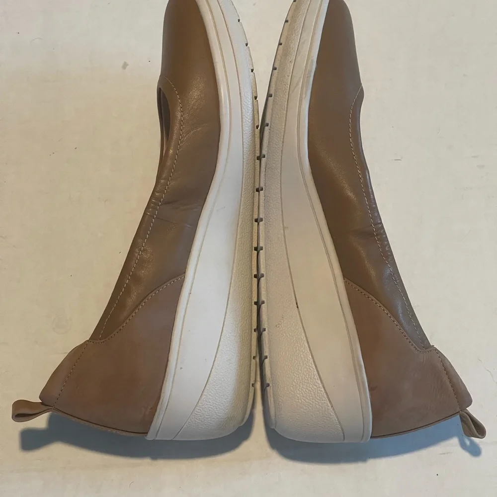 Vionic shoes women’s size 7.5 tan pre-owned‎ condition - Picture 5 of 8